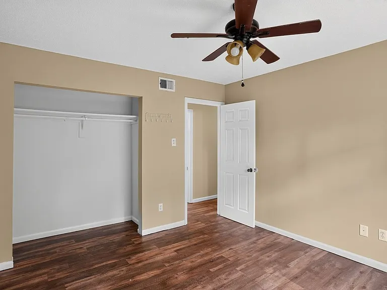 6701 Dickens Ferry Rd #68 — Photo 23