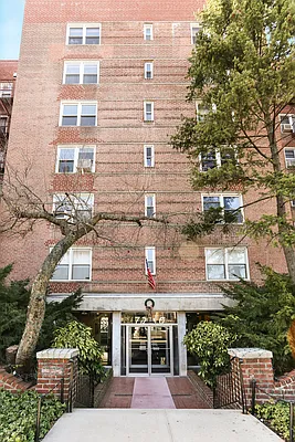 Sold by Terrace Sotheby's International Realty | media 22