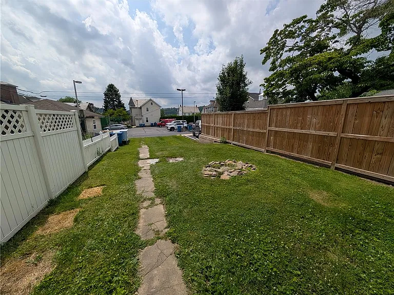 2132 Lincoln Ave — Photo 22
