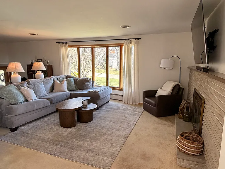 6139 Pickwick Cir NW — Photo 35