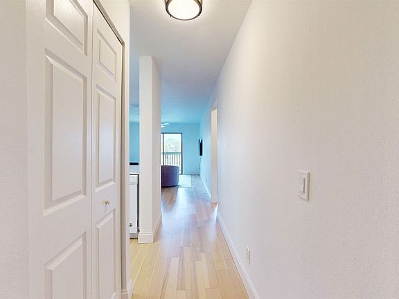 4th image of 650 W Pope Rd Unit 218