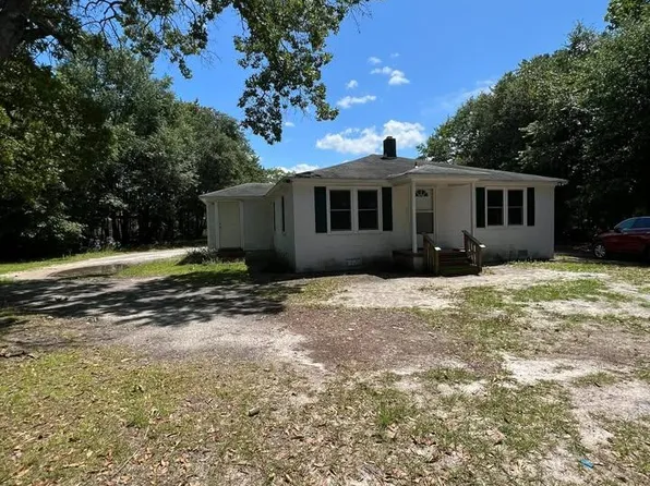 809 Knapp St, West Columbia, SC 29169