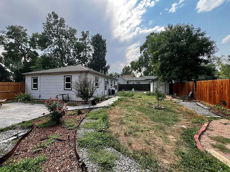704 Welch Ave — Photo 13