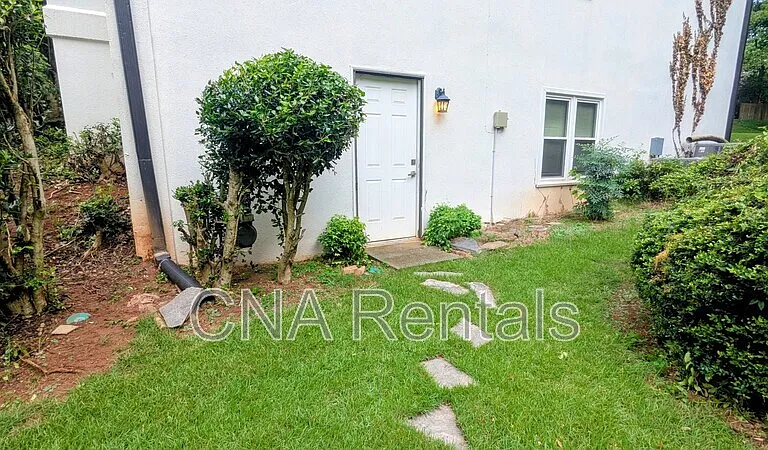 573 Trailwood Ln — Photo 46