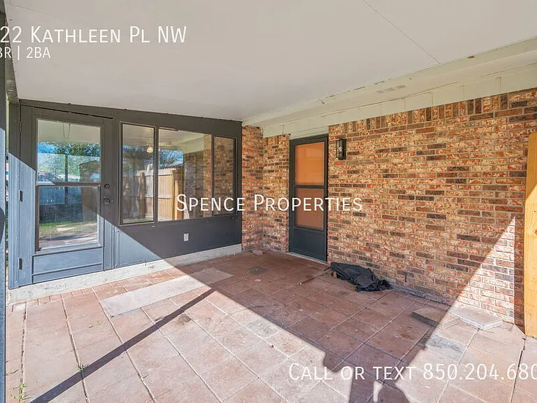 322 Kathleen Pl NW — Photo 42