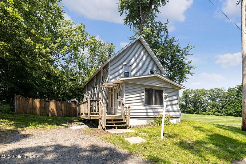 2nd image of 325 Chism Street