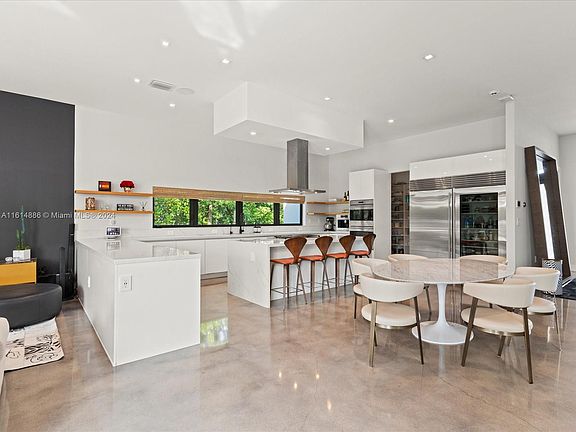 5th image of 16650 Sunset Way
