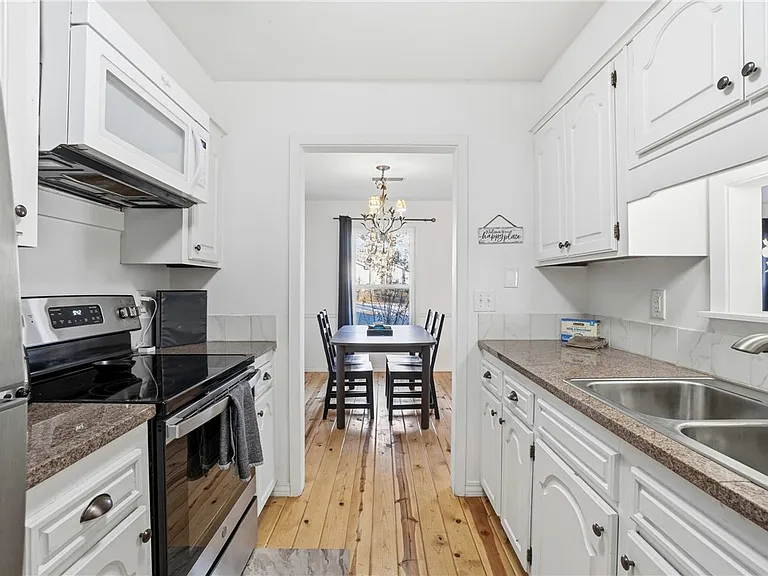 10 Dogwood Dr — Photo 11