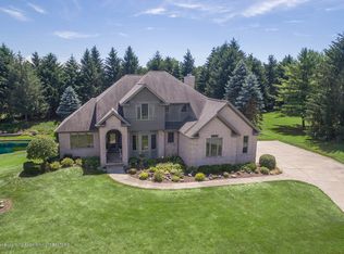 105 Samuel Oaks Dr, Okemos, MI 48864