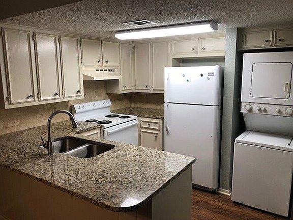 2nd image of 8601 Memphis Dr #B39