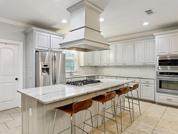 5th image of 115 Trey Ct
