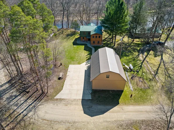 7952 S Main St, Newaygo, MI 49337