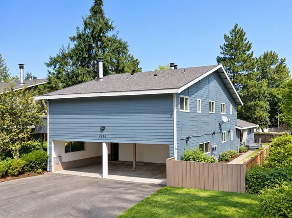 2236 NE 197th Pl APT C, Seattle, WA 98155