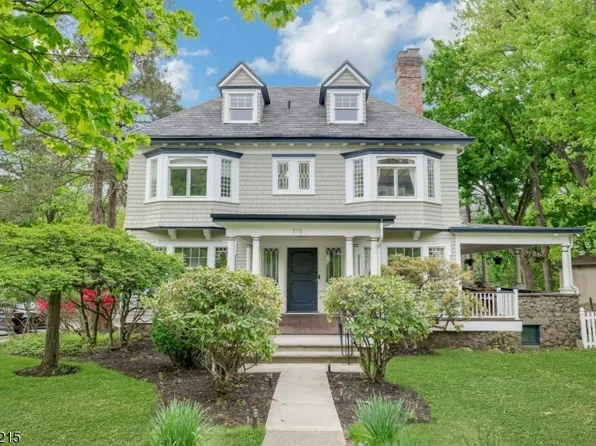 375 Up Mountain Avenue, Montclair Twp., NJ 07043