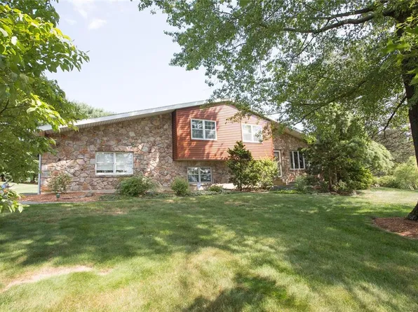 550 Graystone Dr, Cherryville, PA 18035