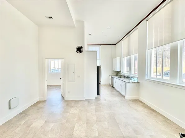 2102 Mechanic St, Galveston, TX