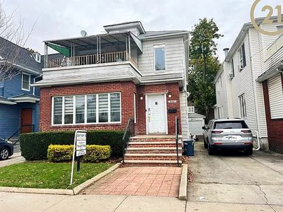 1141 E 26th St, Brooklyn, NY, 11210