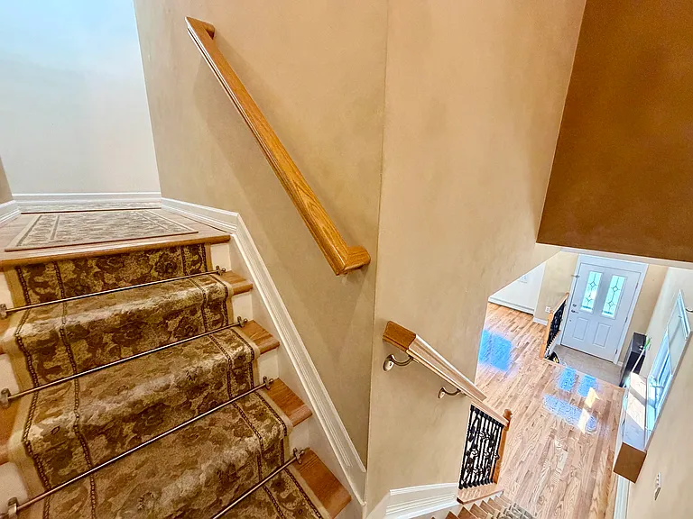 204 Sneden Ave #2 — Photo 17