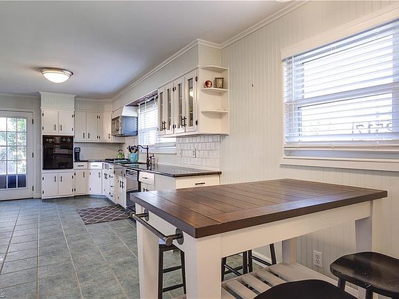 5th image of 2517 Fairway Dr