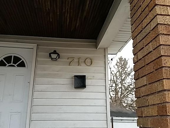 2nd image of 710 Chatham St NW