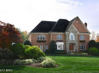 11551 Tralee Dr, Great Falls, VA 22066