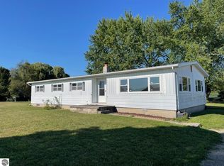 8440 S Isabella Rd, Shepherd, MI 48883