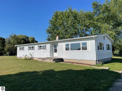 8440 S Isabella Rd, Shepherd, MI, 48883