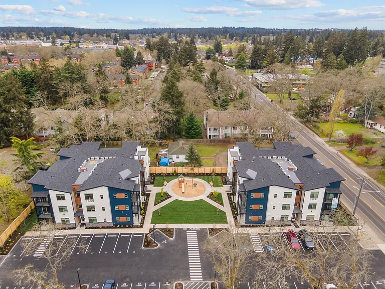 Heron Heights — Photo 2
