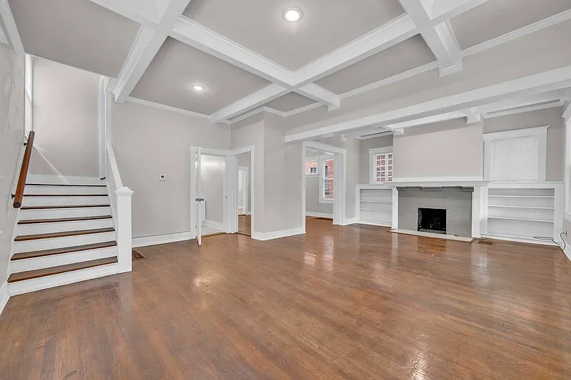 1230 29th St S