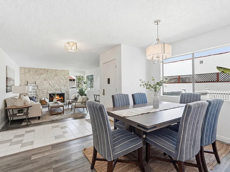 24420 Alliene Ave — Photo 11