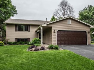 9554 208th St W, Lakeville, MN 55044