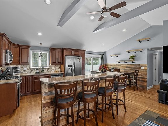 5th image of 1706 Brayton Point Rd