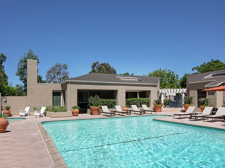 Turtle Rock Vista Apartment Homes — Photo 13