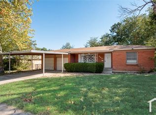 867 Odie Dr, White Settlement, TX 76108