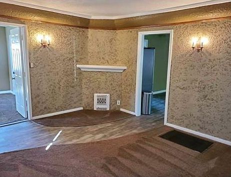 3rd image of 418 N Bernal Ave