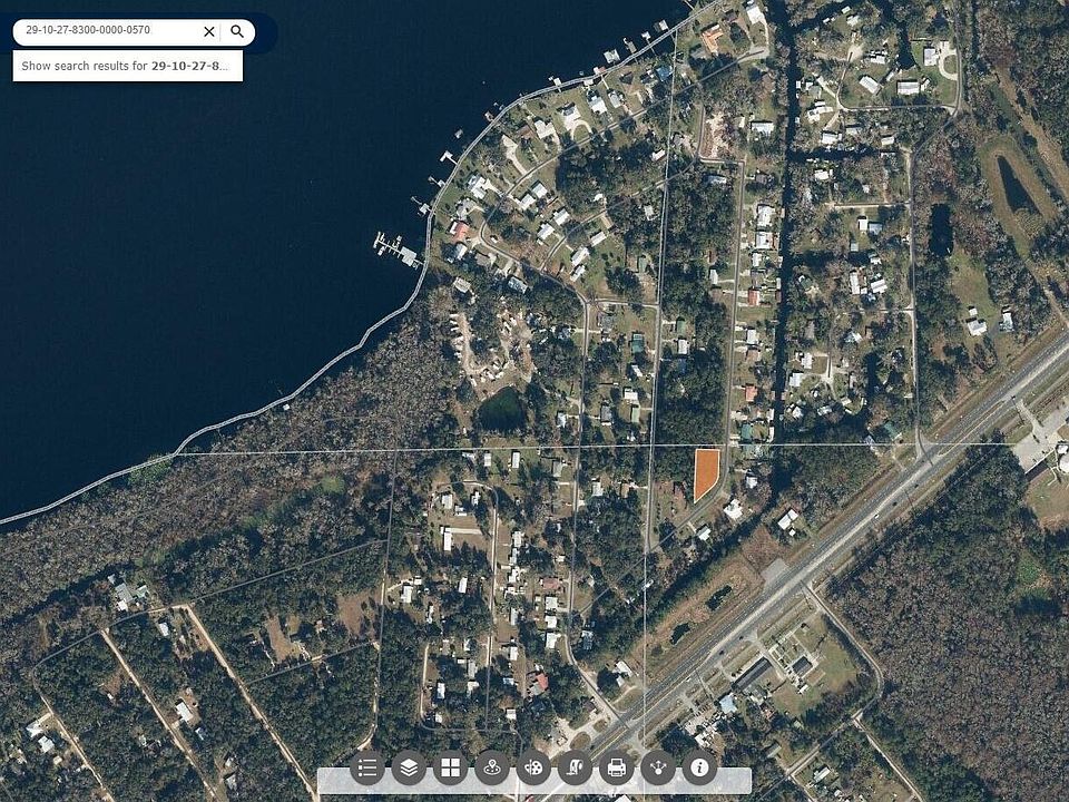 2nd image of 122 PARK Drive