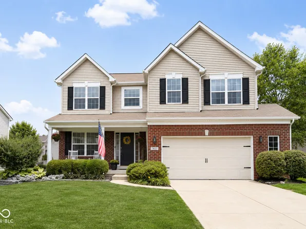 7823 Eagles Nest Blvd, Zionsville, IN 46077