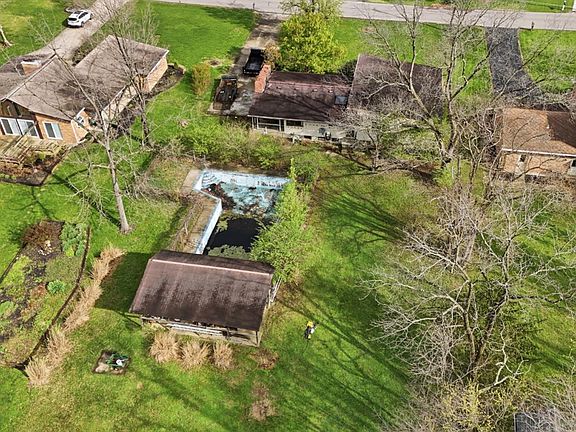 4th image of 1905 Greenpine Dr