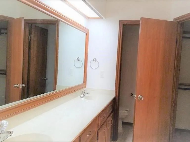 3400 N Cynthia St — Photo 10