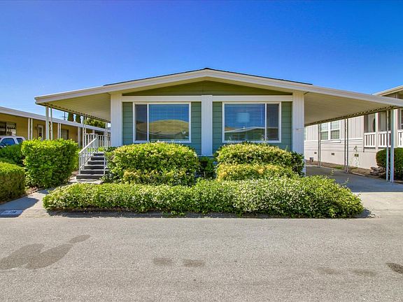 2nd image of 116 Mountain Springs Dr #116