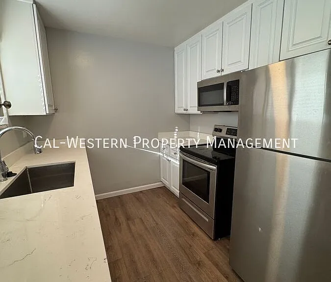 665 Kirkland Dr #10 — Photo 1