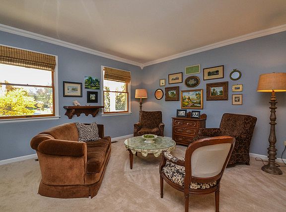 4th image of 1765 Southampton Ct