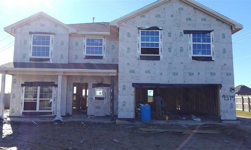 1st image of 9519 Wincrest Dr