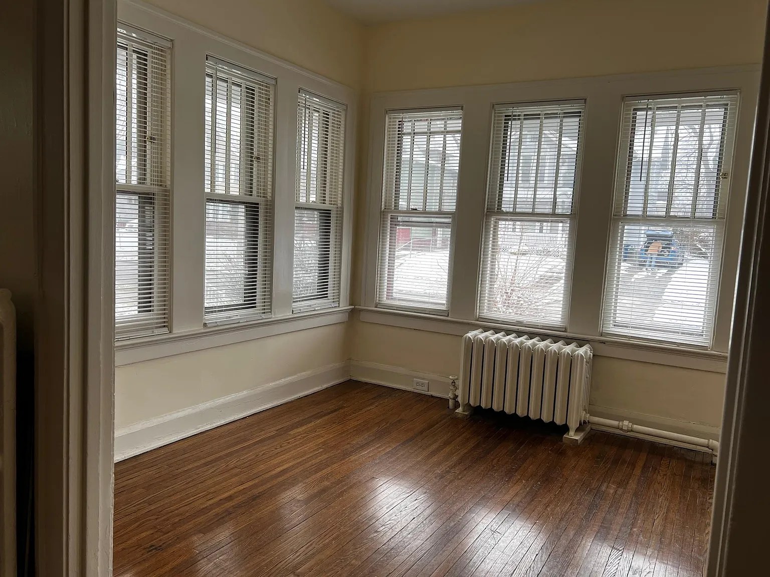 3 bed, 1503 sqft, $1,100 — Photo 4