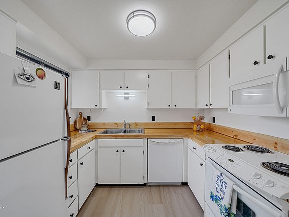 5th image of 8630 Bewley St