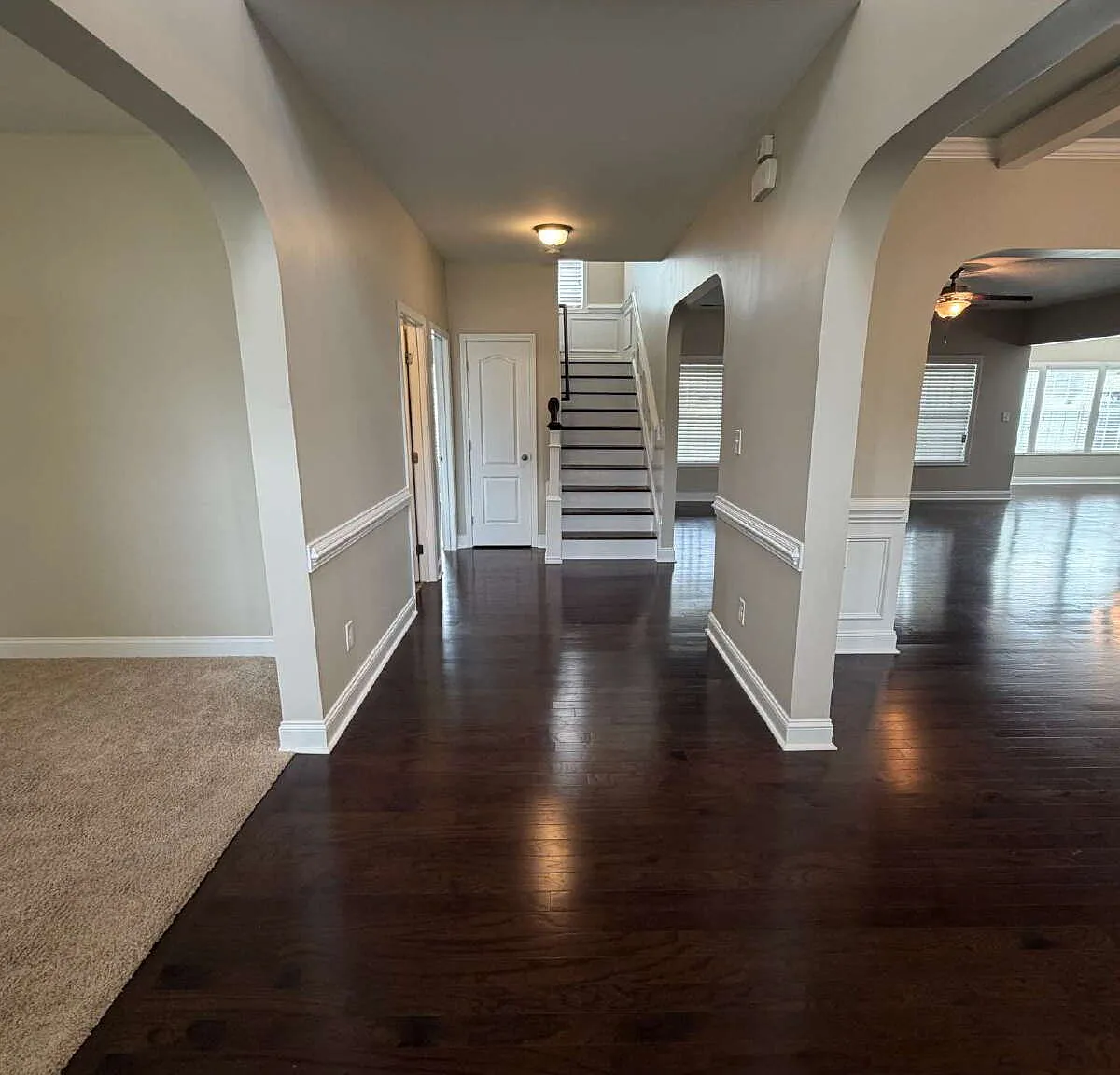 5 bed, 4.0 bath, 3453 sqft, $2,425 — Photo 4