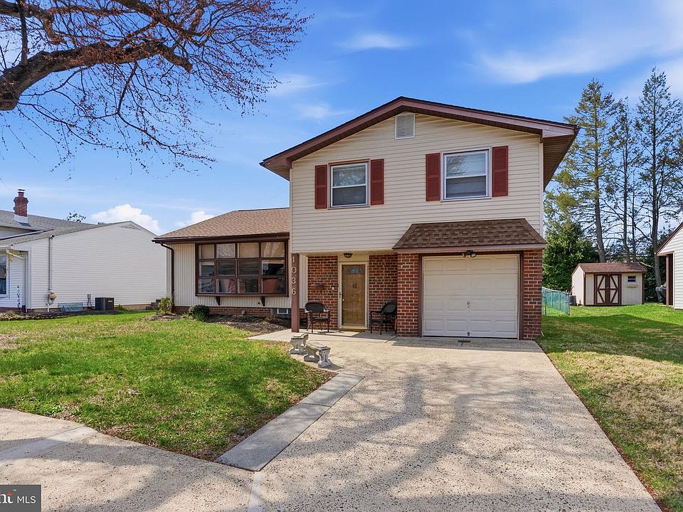 1st image of 1036 Camas Dr