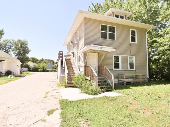 3225 N Lewis Ave APT 3