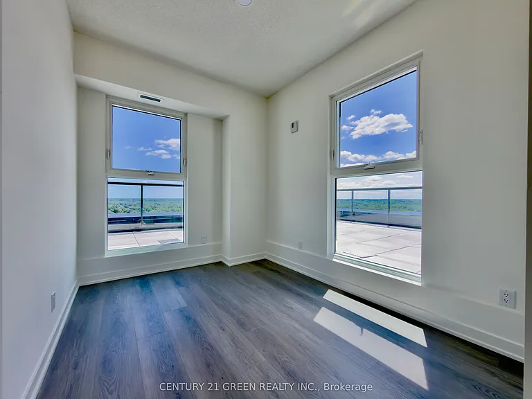 33 Erie Ave #1705 — Photo 9
