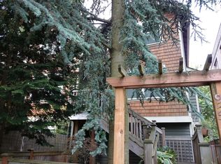 927C 18th Ave, Seattle, WA 98122